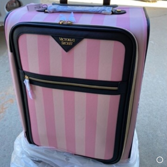 Vs carry-on suitcase slippers backpack keychain 2 bags/ totes NO EXTRA BAGS!!! - Picture 2 of 14